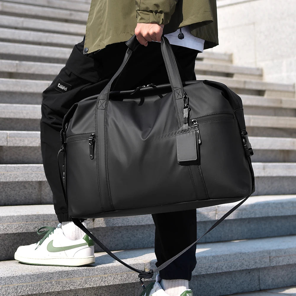 Sac de voyage noir à bandoulière – Formats S et L – vue complémentaire 5