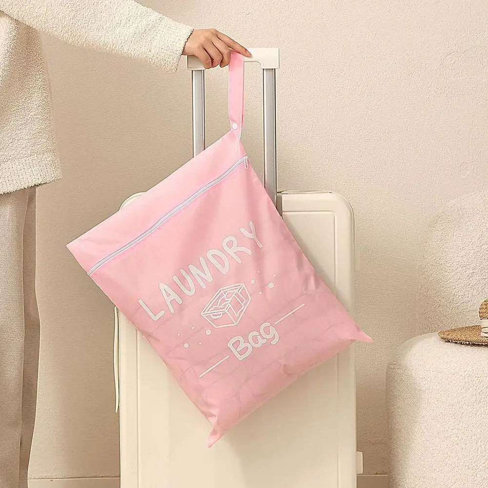Sac à linge de voyage zippé – 38 × 48 cm – vue complémentaire 2